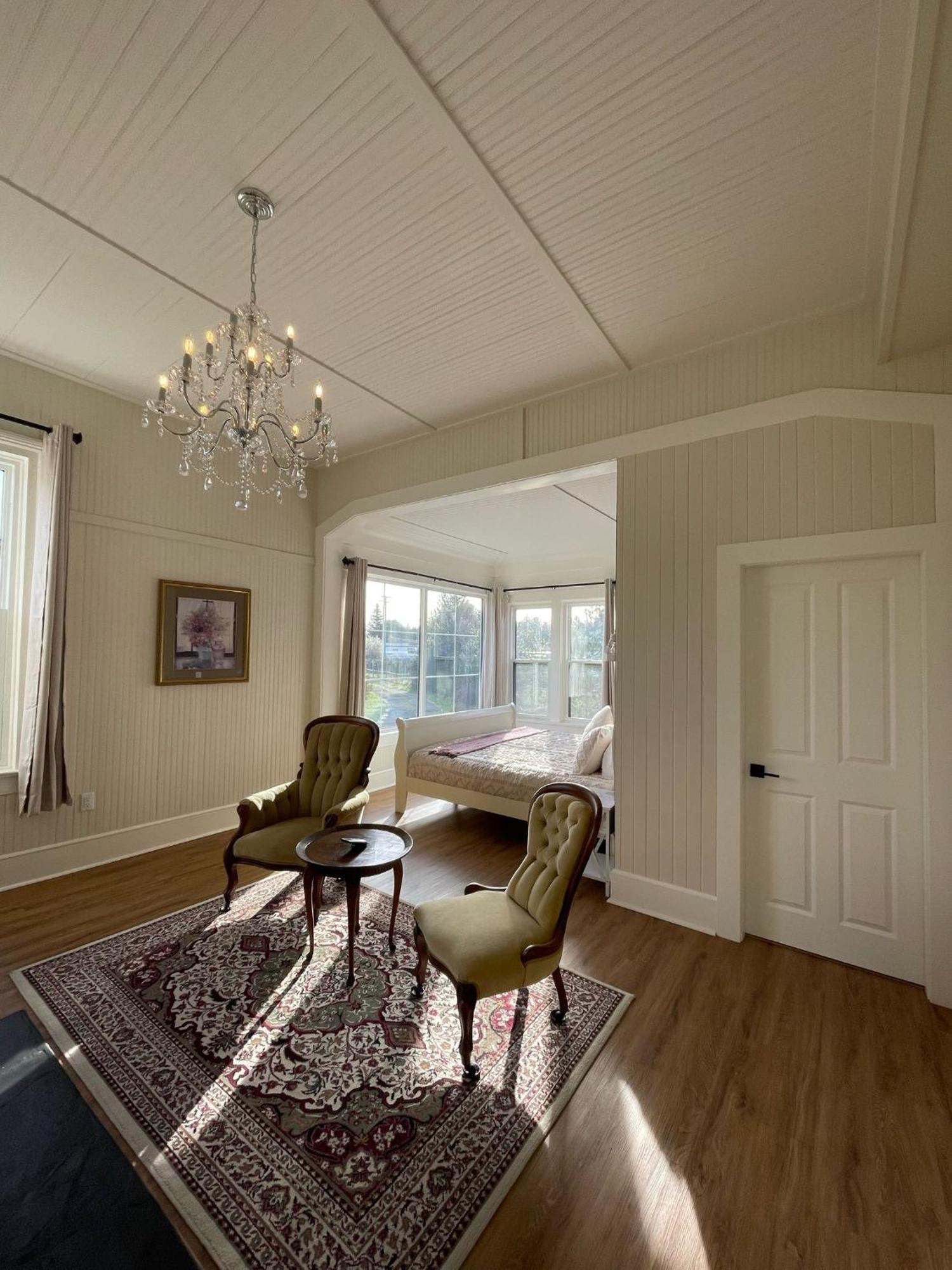 Woodside Farm Country Inn Sooke Εξωτερικό φωτογραφία