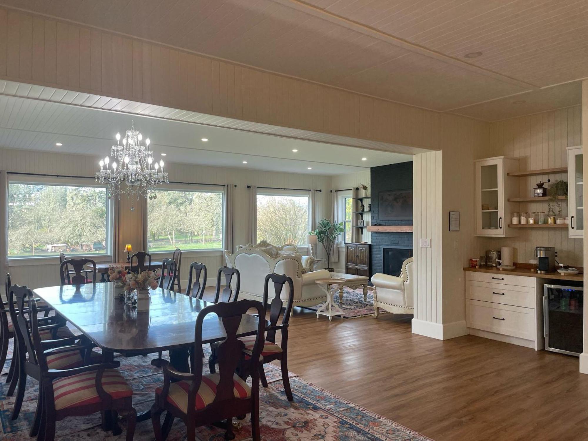 Woodside Farm Country Inn Sooke Εξωτερικό φωτογραφία