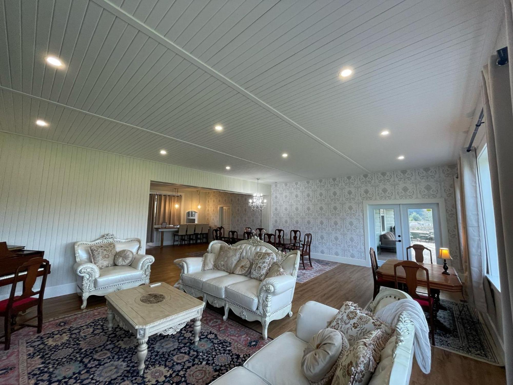 Woodside Farm Country Inn Sooke Εξωτερικό φωτογραφία
